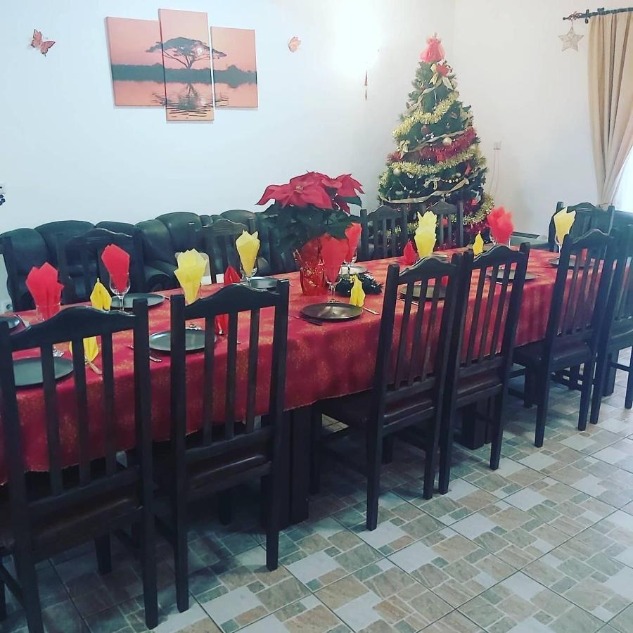 Pensiunea Maya Sîmbăta de Sus Bagian luar foto
